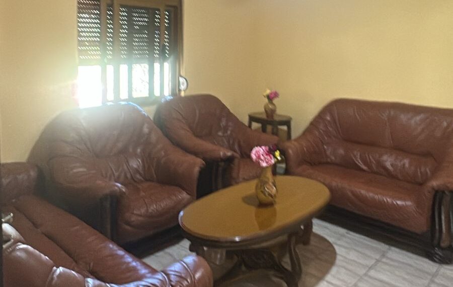 Pastrim apartamenti Airbnb në Fier - CrystalClean